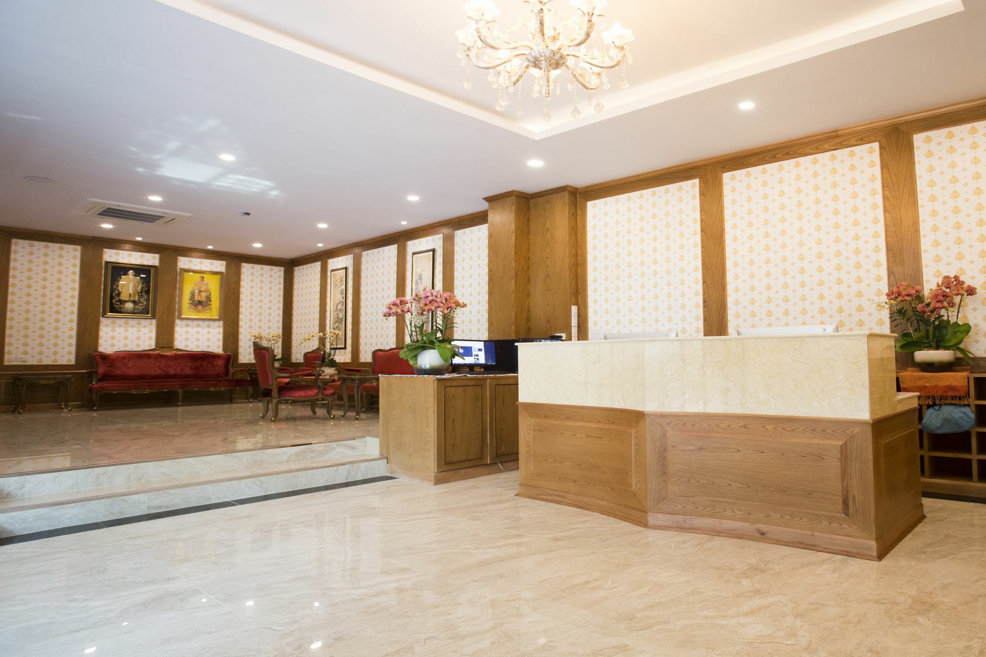 J&Y Hotel Latphrao 35 Bangkok Extérieur photo