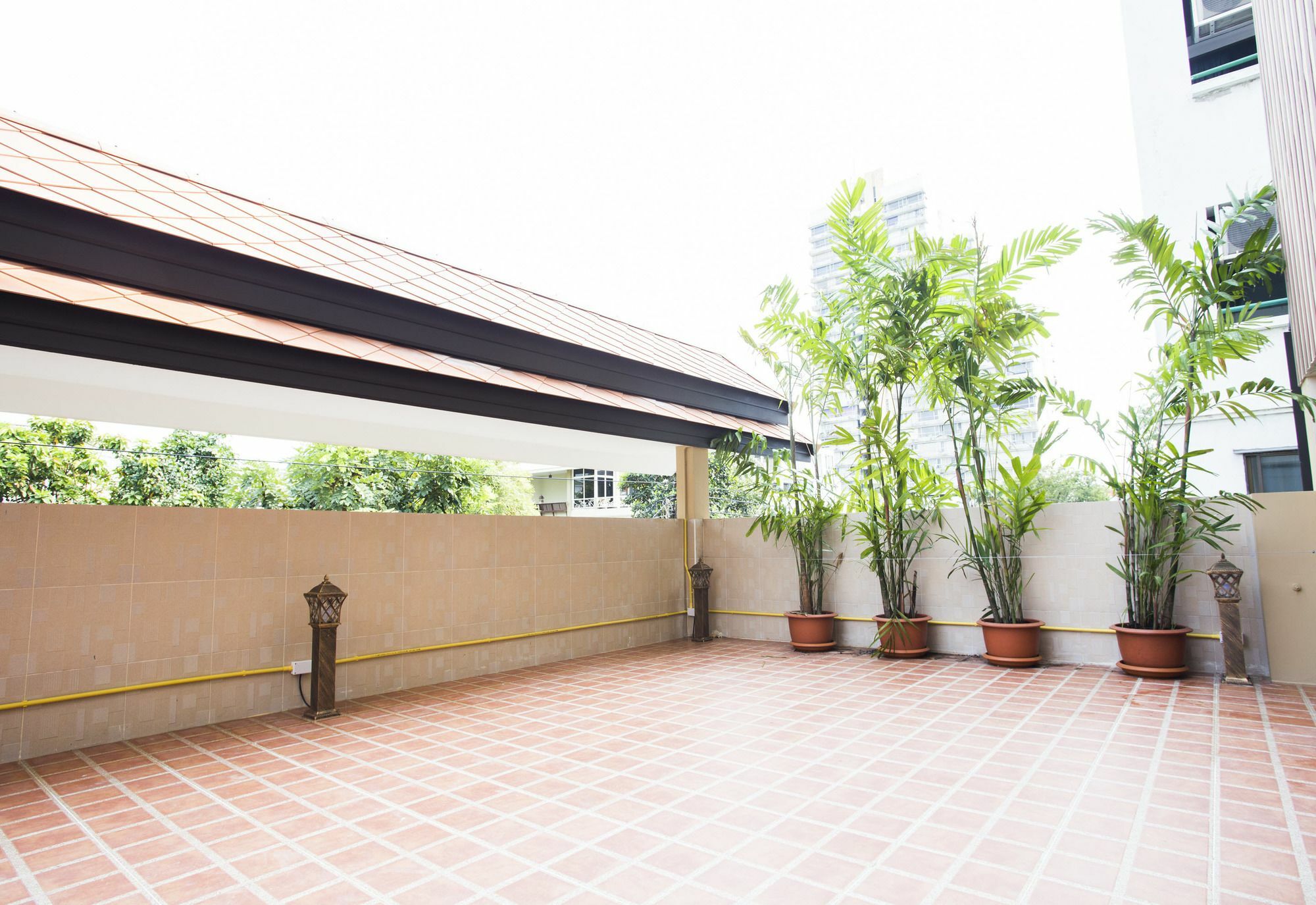 J&Y Hotel Latphrao 35 Bangkok Extérieur photo