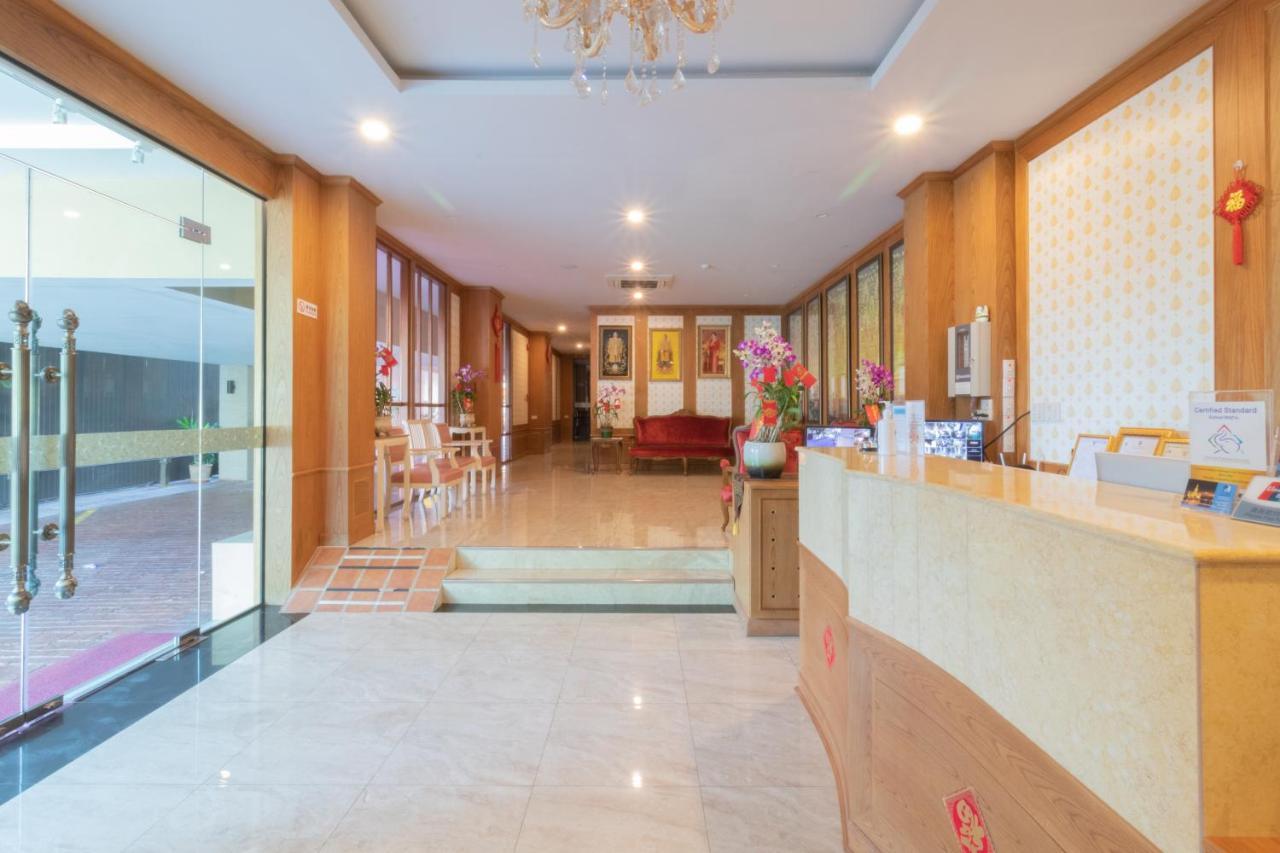 J&Y Hotel Latphrao 35 Bangkok Extérieur photo